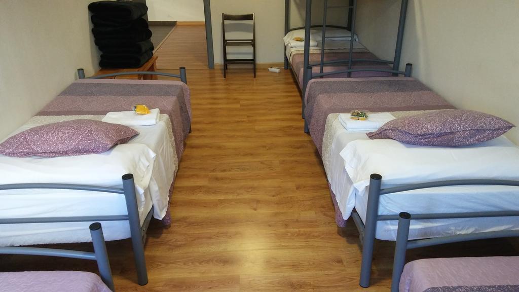 Alma del Camino - Rooms&Albergue Sarria Esterno foto
