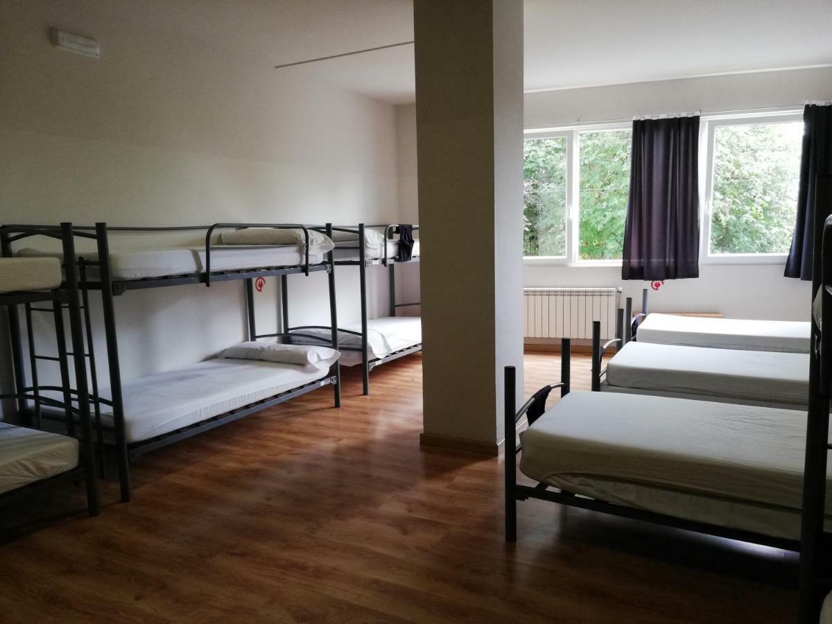 Alma del Camino - Rooms&Albergue Sarria Esterno foto